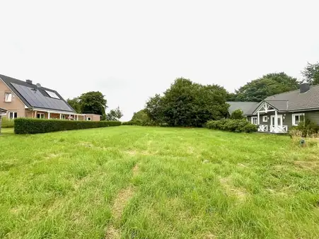 Erfüllen Sie sich den Traum vom Neubau: 
Baulücke in guter Wohnlage Tatings