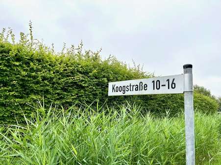 Straßenschild Straßenschild - Grundstück in 25881 Tating mit 632m² kaufen