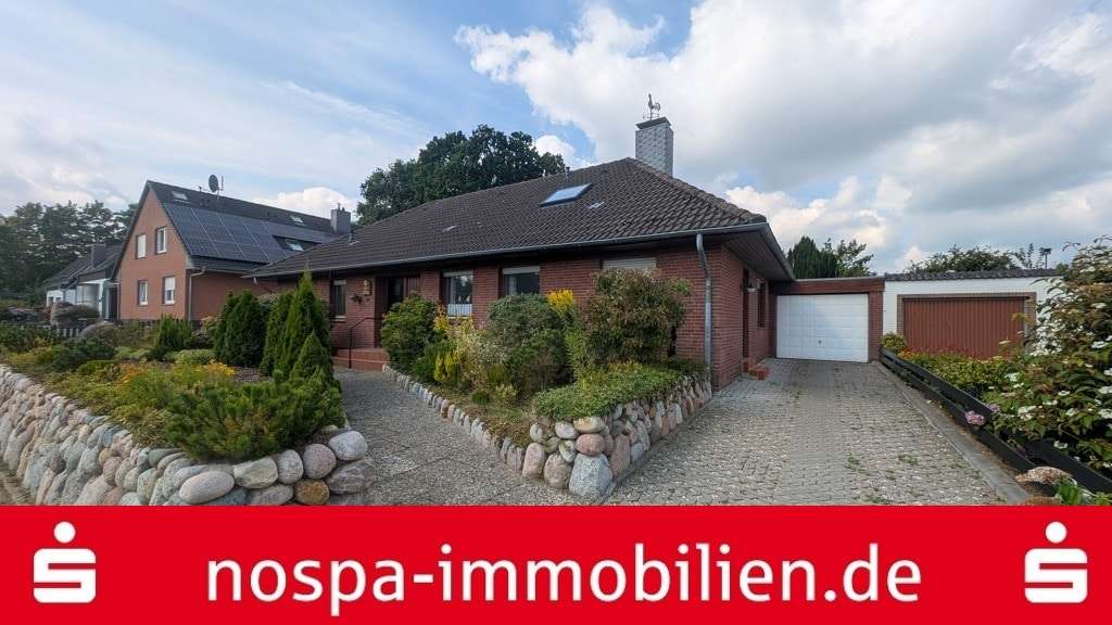Straßenansicht Straßenansicht - Einfamilienhaus in 24837 Schleswig mit 155m² kaufen