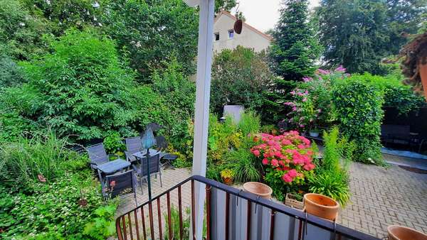 Garten hinter dem Haus Garten hinter dem Haus - Doppelhaushälfte in 24837 Schleswig mit 131m² kaufen