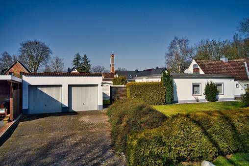 Garagen - Wohngrundstück in 25335 Elmshorn mit 0m² als Kapitalanlage kaufen