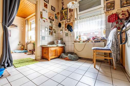 Küche im Erdgeschoss - Einfamilienhaus in 25337 Elmshorn mit 100m² günstig kaufen