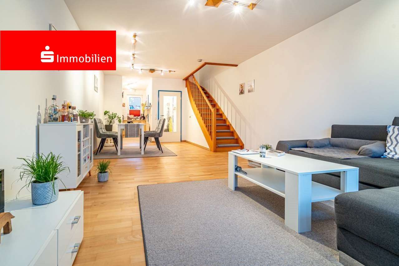 Wohn- und Essbereich - Etagenwohnung in 22880 Wedel mit 80m² kaufen