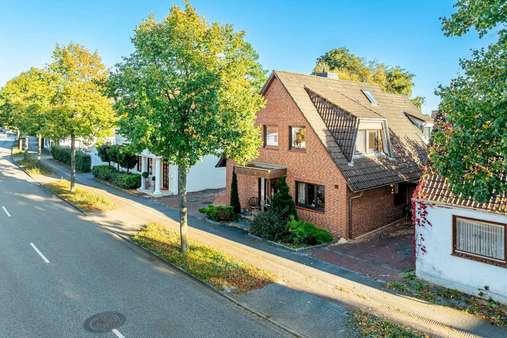 Straßenansicht Straßenansicht - Mehrfamilienhaus in 25335 Elmshorn mit 196m² kaufen