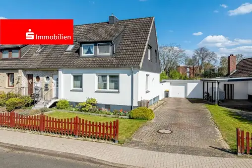 Doppelhaushälfte mit Garage und großem Grundstück in ruhiger Wohnlage von Elmshorn