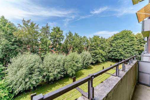 Balkon 03 Ausblick Balkon 03 Ausblick - Etagenwohnung in 25337 Elmshorn mit 71m² kaufen