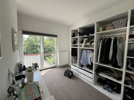 Zimmer 2 Dachgeschoss Zimmer 2 Dachgeschoss - Einfamilienhaus in 25361 Krempe mit 138m² kaufen