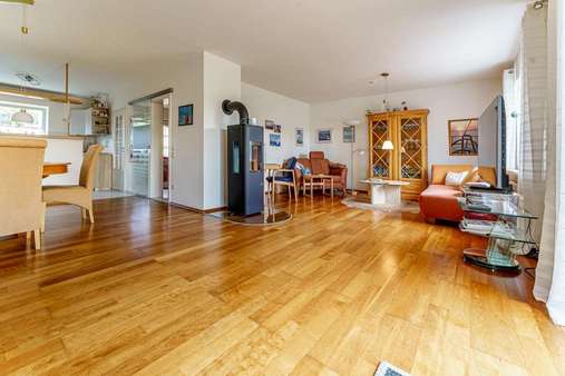 Wohn- und Essbereich Wohn- und Essbereich - Einfamilienhaus in 25337 Kölln-Reisiek mit 115m² kaufen