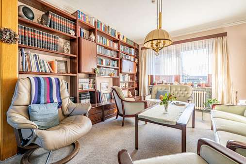 Wohnzimmer  - Doppelhaushälfte in 22880 Wedel mit 131m² kaufen