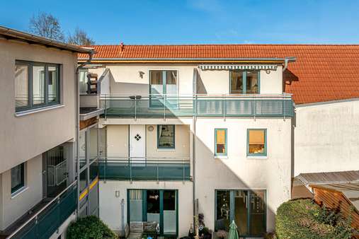 Balkonansicht. Balkonansicht. - Maisonette-Wohnung in 22880 Wedel mit 60m² kaufen