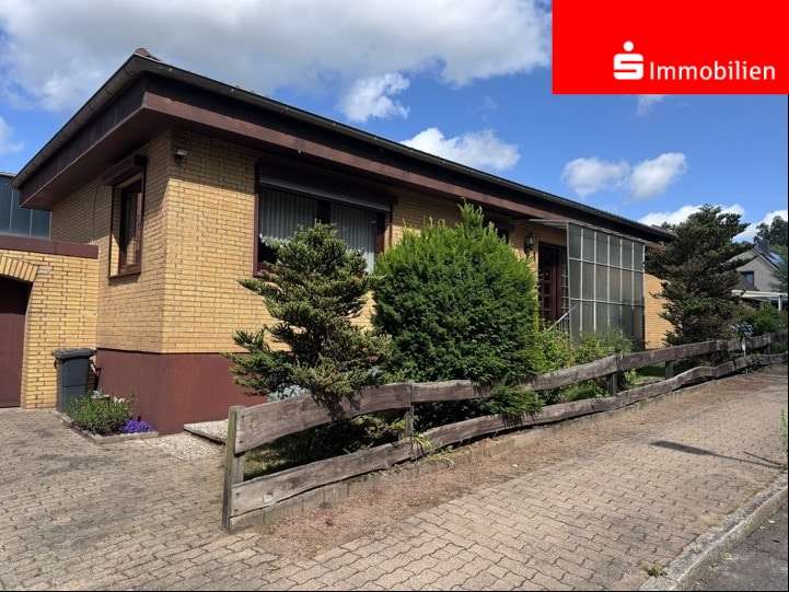 Hausansicht Hausansicht - Bungalow in 25524 Itzehoe mit 86m² kaufen