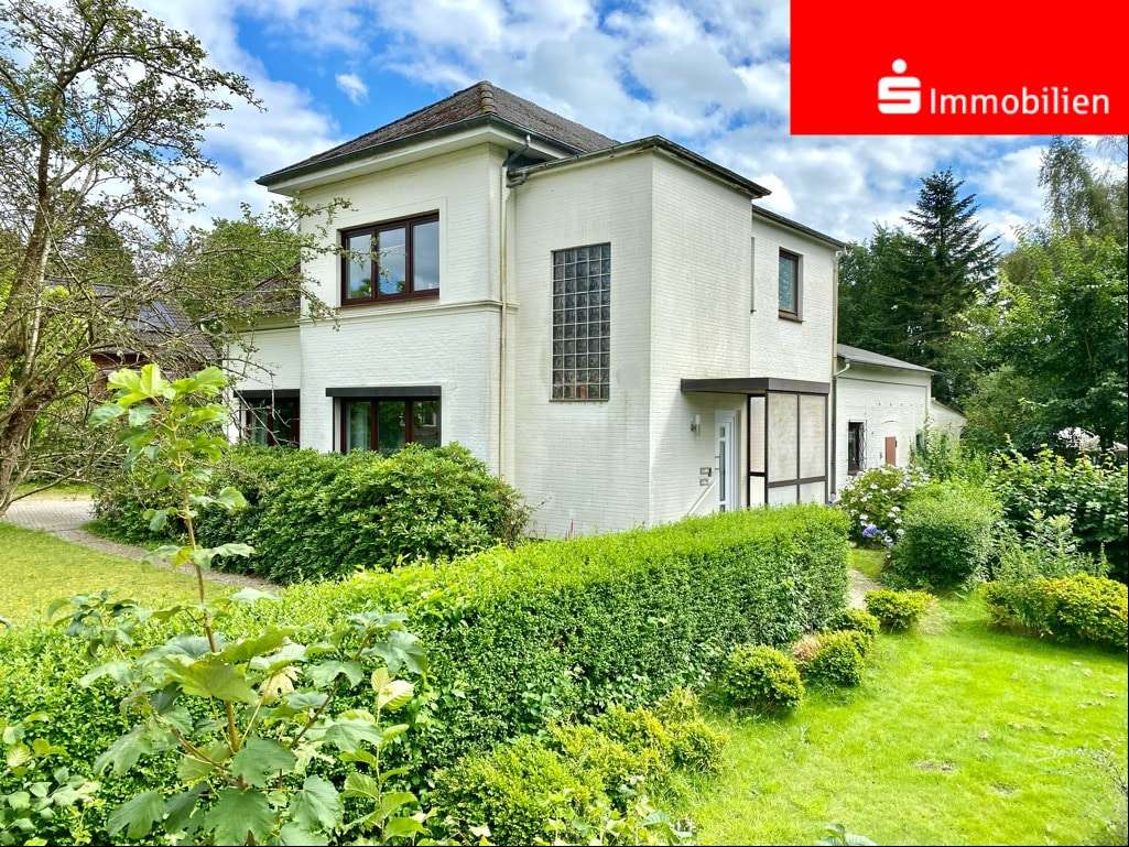 Front neu - Einfamilienhaus in 25524 Itzehoe mit 180m² kaufen