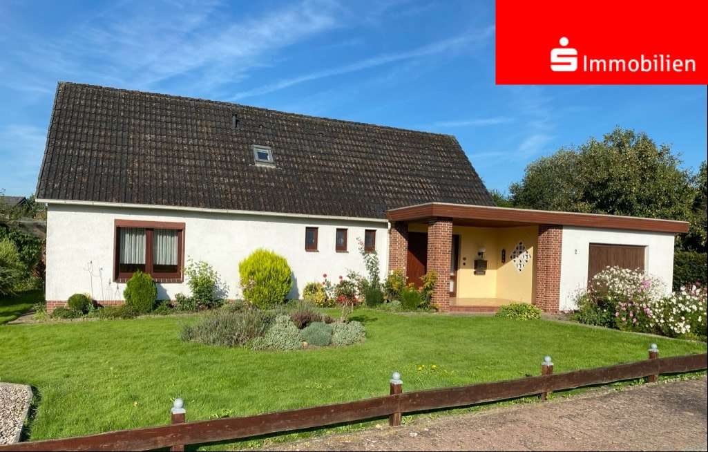 Front - Einfamilienhaus in 25524 Heiligenstedten mit 146m² kaufen
