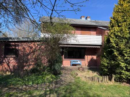 Rückansicht - Doppelhaushälfte in 25560 Schenefeld mit 122m² kaufen