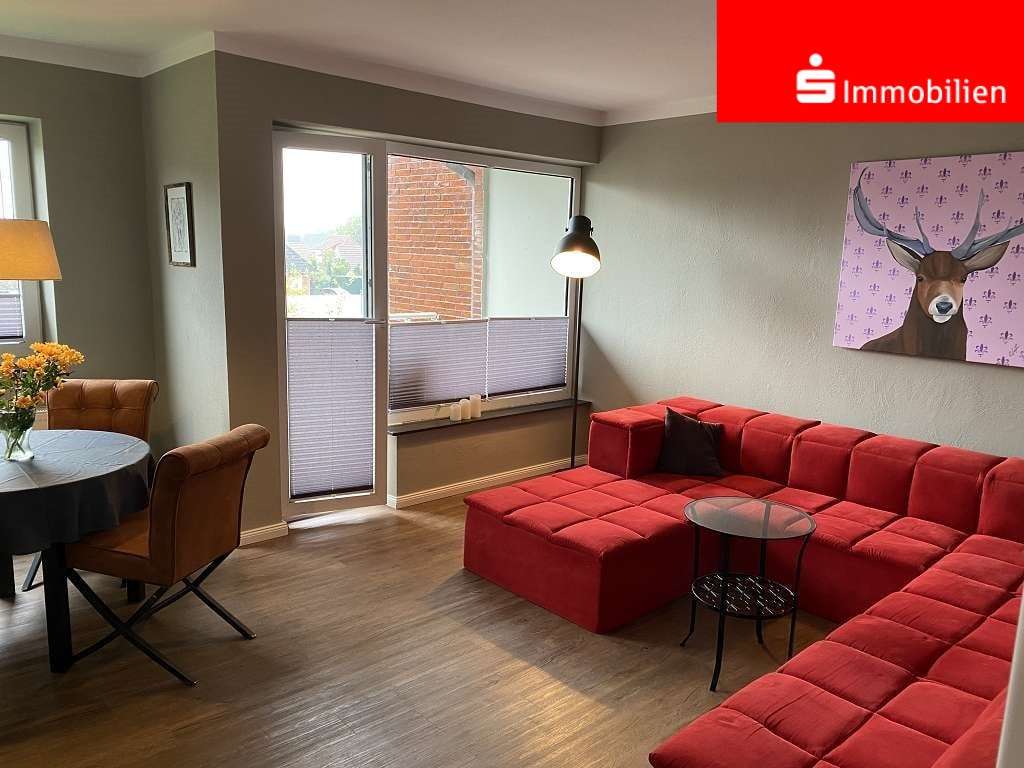 Wohn- & Esszimmer / Zugang Balkon - Etagenwohnung in 25761 Büsum mit 60m² kaufen