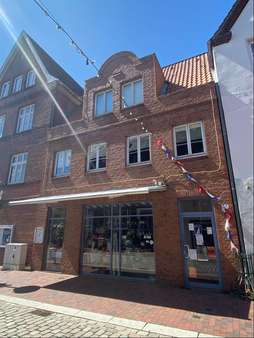Frontansicht Frontansicht - Mehrfamilienhaus in 25348 Glückstadt mit 84m² kaufen