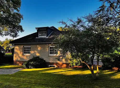 Großzügiges, exklusives Wohnen am Stadtrand, in der Natur-Wohlfühlgarantie