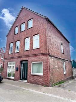 Frontansicht - Einfamilienhaus in 25554 Wilster mit 184m² kaufen