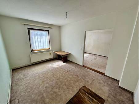 Zimmer eins OG - Einfamilienhaus in 25548 Kellinghusen mit 143m² kaufen