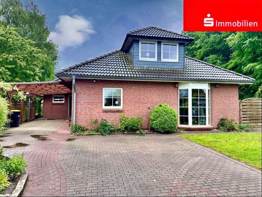 Front mit Carport - Einfamilienhaus in 24819 Haale mit 118m² kaufen