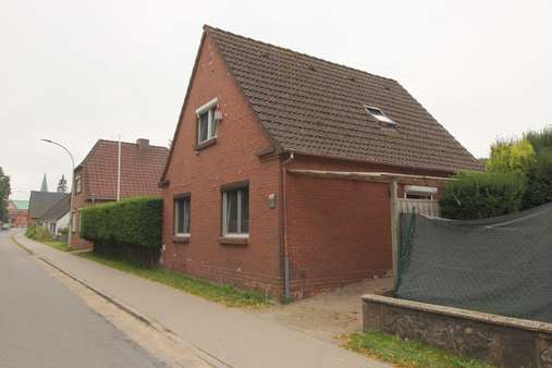 Außen 2 Außen 2 - Einfamilienhaus in 25704 Meldorf mit 90m² kaufen