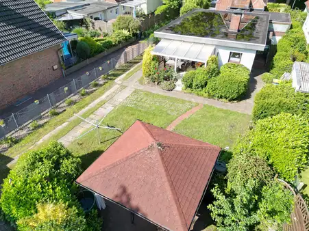 Toller Bungalow in begehrter Lage und zweiter Reihe