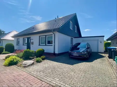 Bestlage von Glückstadt und viel modernisiert!