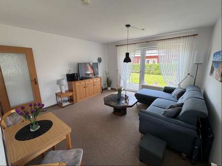 Wohnzimmer FeWo 4 Wohnzimmer FeWo 4 - Mehrfamilienhaus in 25761 Büsum mit 267m² kaufen