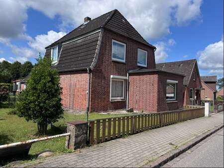 Front - Ansicht 3 - Einfamilienhaus in 25587 Münsterdorf mit 148m² kaufen