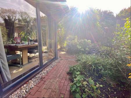 Seitenansicht - Einfamilienhaus in 25348 Glückstadt mit 125m² kaufen