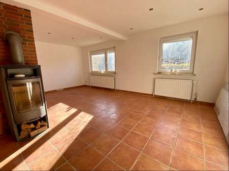 Wohnzimmer - Einfamilienhaus in 25348 Glückstadt mit 130m² kaufen