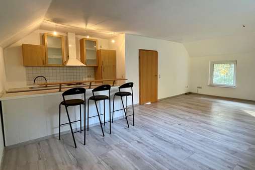 Küche  Wohnzimmer - Mehrfamilienhaus in 23701 Eutin mit 323m² als Kapitalanlage günstig kaufen
