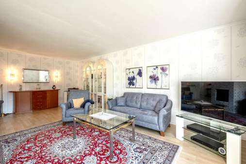 Wohnbereich - Einfamilienhaus in 23611 Bad Schwartau mit 220m² günstig kaufen