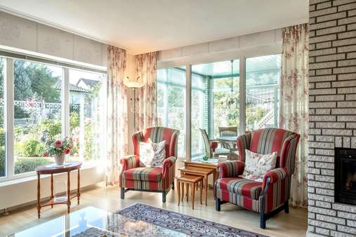 Wohnen mit Blick in den Garten - Einfamilienhaus in 23611 Bad Schwartau mit 220m² günstig kaufen