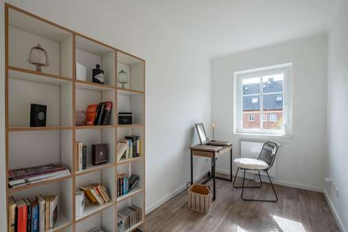 drittes Zimmer - Etagenwohnung in 23570 Lübeck mit 60m² kaufen