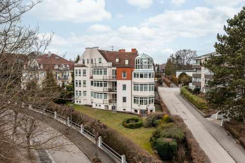 von der Kaiserallee aus gesehen - Etagenwohnung in 23570 Lübeck mit 61m² günstig kaufen
