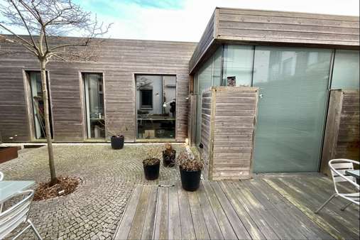 Atelier - Mehrfamilienhaus in 23568 Lübeck mit 257m² günstig kaufen