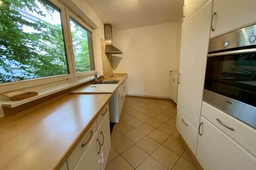 Einbauküche - Erdgeschosswohnung in 23564 Lübeck mit 96m² kaufen