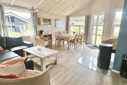 Wohn- und Essbereich - Ferienhaus in 23570 Lübeck mit 55m² kaufen