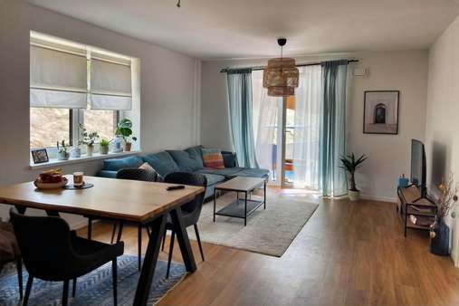 Ausstattungsbeispiel Wohnen - Etagenwohnung in 23843 Bad Oldesloe mit 75m² kaufen