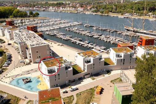 Drohnenbild - Penthouse-Wohnung in 23570 Lübeck mit 96m² kaufen