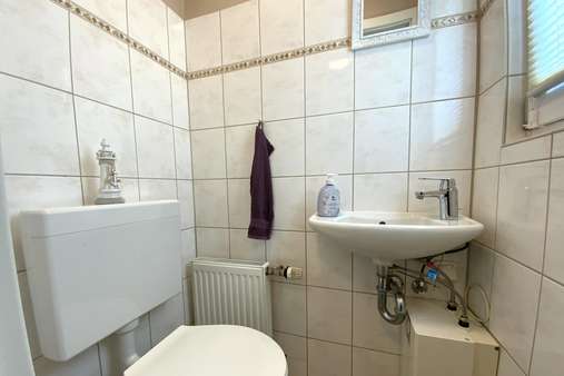 Gäste-WC - Reihenmittelhaus in 23556 Lübeck mit 65m² kaufen
