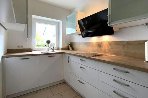 Moderne Einbauküche - Reihenmittelhaus in 23556 Lübeck mit 65m² kaufen