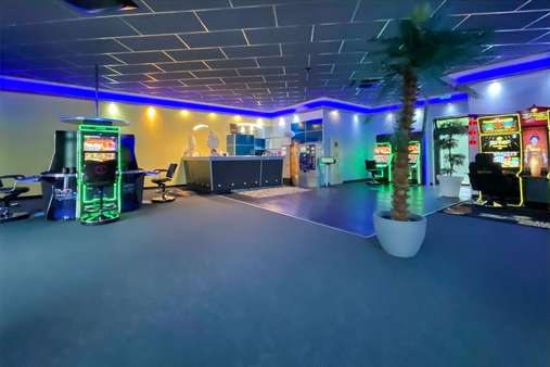 Spielhalle - Freizeitanlage in 23843 Bad Oldesloe mit 719m² als Kapitalanlage kaufen