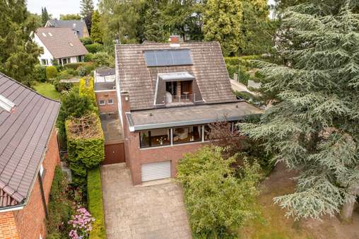 Großes Einfamilienhaus in Stadtpark - Einfamilienhaus in 23568 Lübeck mit 214m² kaufen