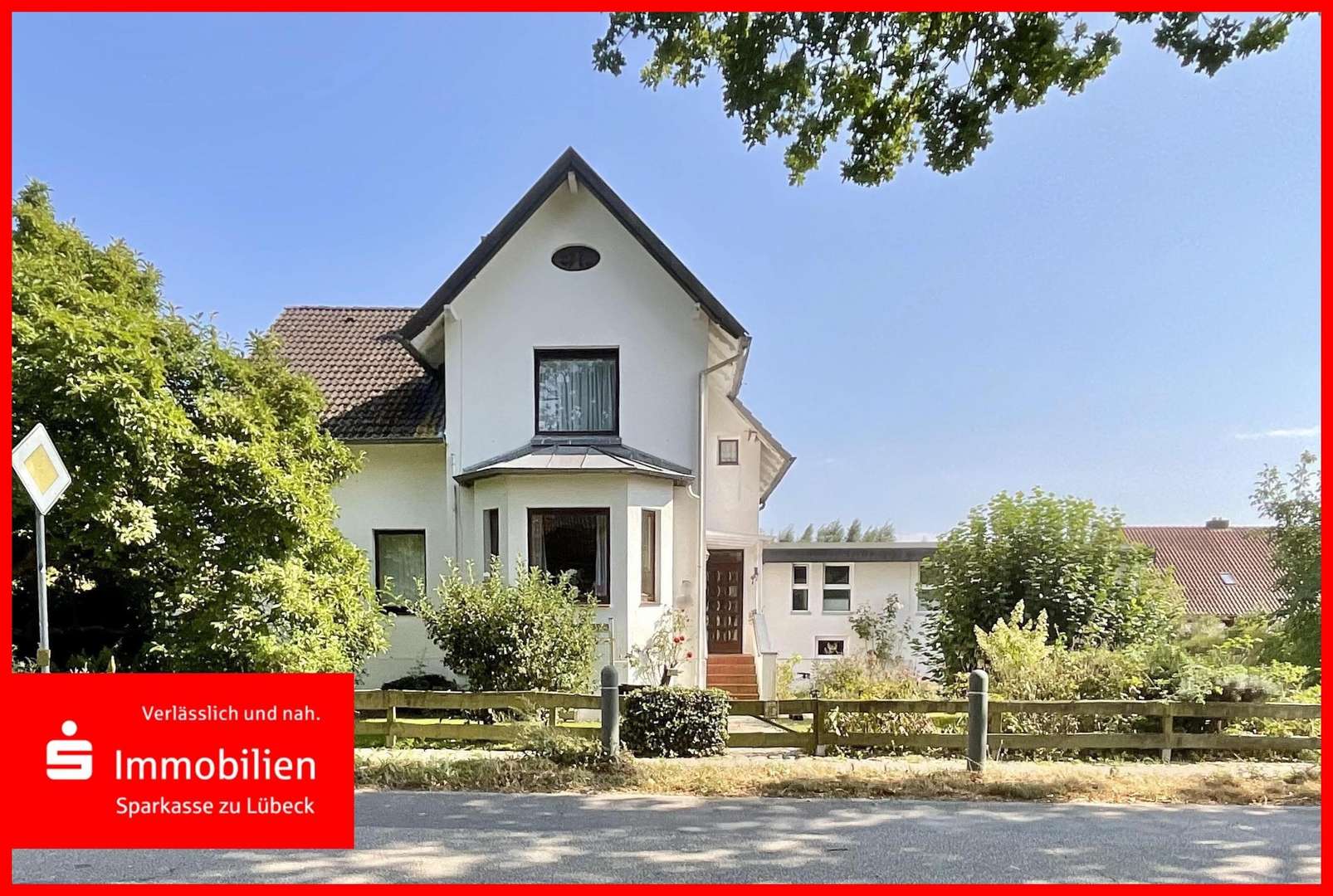 Herzlich Willkommen - Mehrfamilienhaus in 23858 Reinfeld mit 358m² kaufen