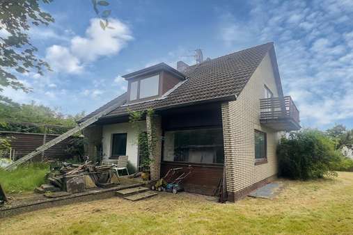 Rückansicht - Einfamilienhaus in 23570 Lübeck mit 115m² kaufen