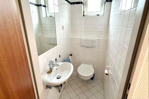 Gäste-WC - Reihenendhaus in 23566 Lübeck mit 105m² kaufen