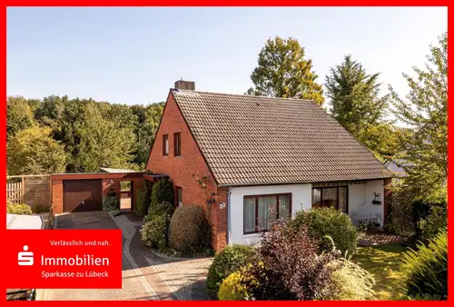 Außergewöhnliches Haus an der Clever Au in Bad Schwartau