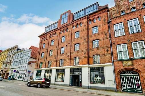 Exklusiver Wohntraum  - Etagenwohnung in 23552 Lübeck mit 93m² kaufen